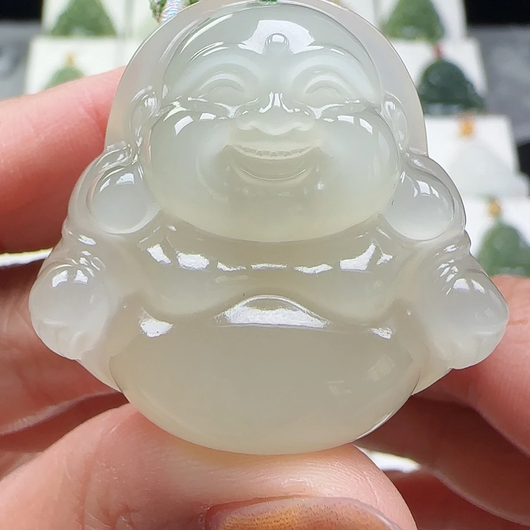 和田玉未镶嵌吊坠(赠链)