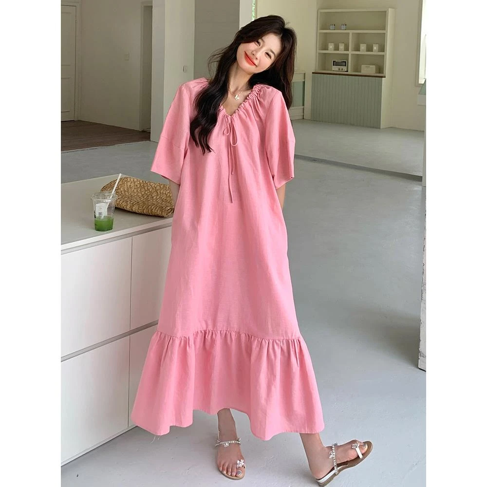 法式慵懒风甜美粉色系带V领连衣裙女2025夏季宽松减龄鱼尾长裙子