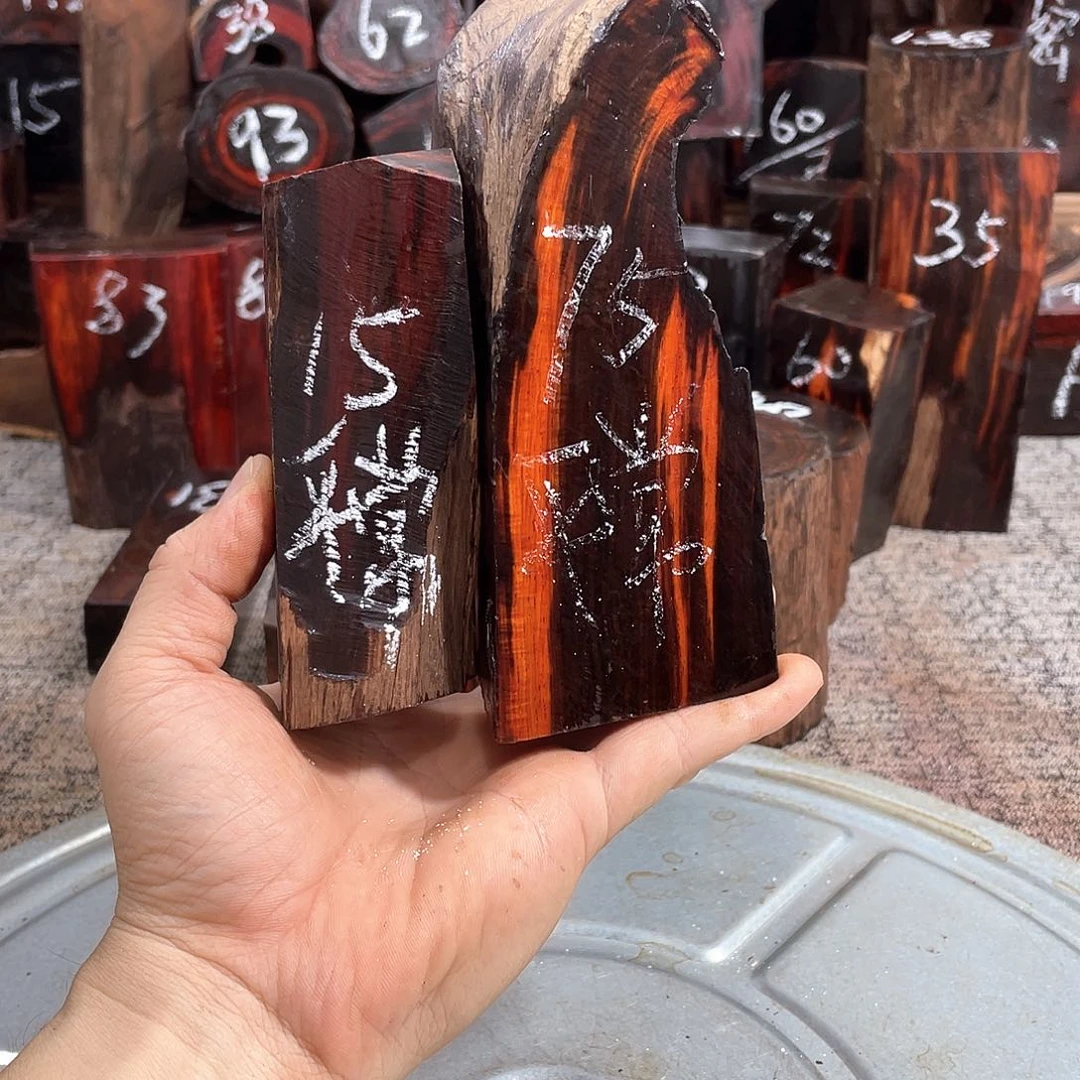交趾黄檀（大红酸枝）