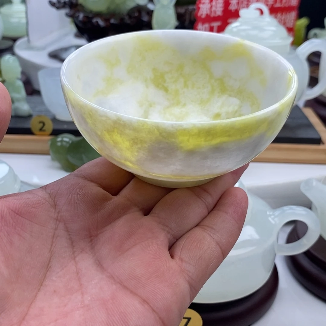 未镶嵌岫玉四大名玉碗