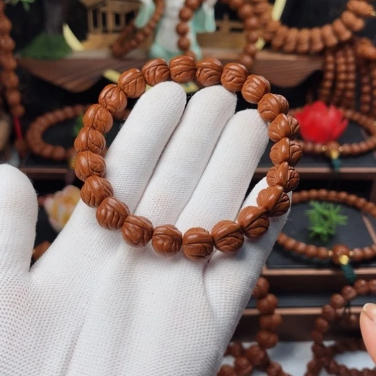 吊坠桃核玉龙脊手串12