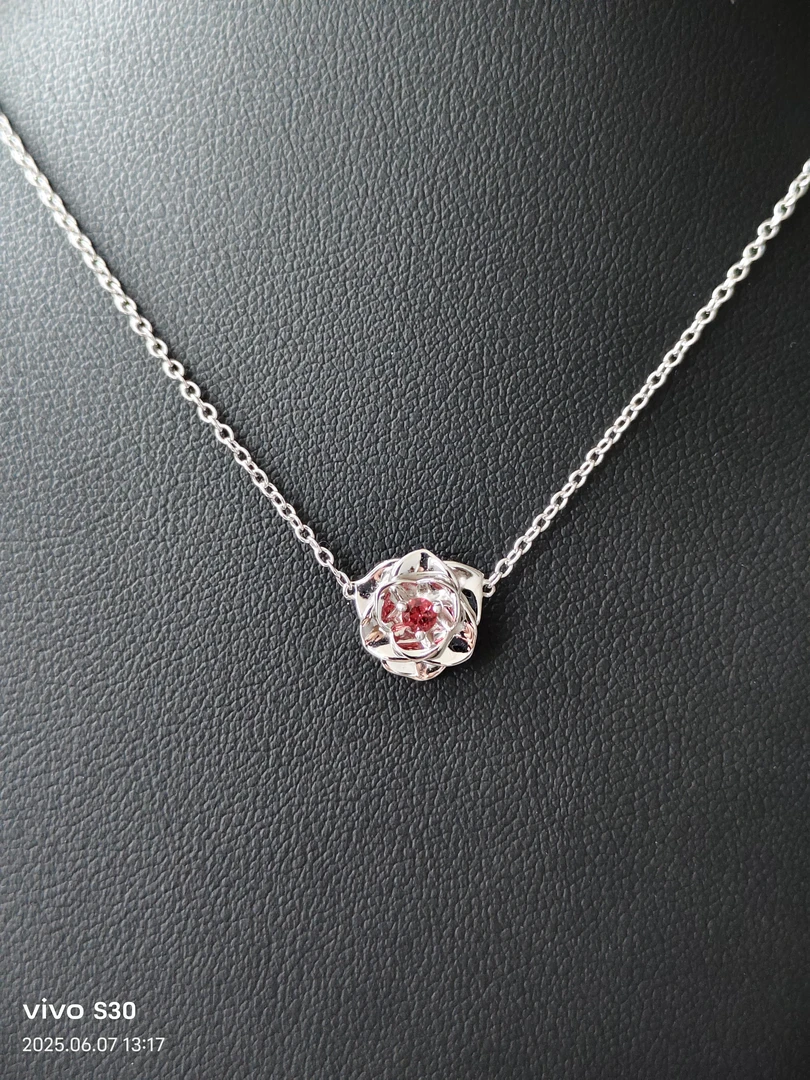 甜美精致轻奢风玫瑰花项链/石榴石/s925石榴石手串
