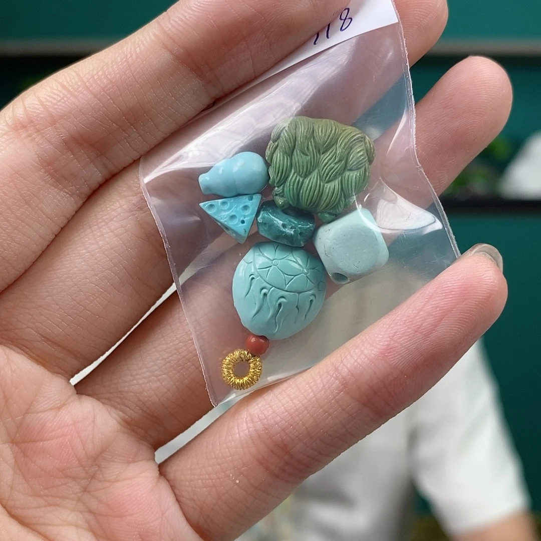 未镶嵌绿松石珠宝奇石