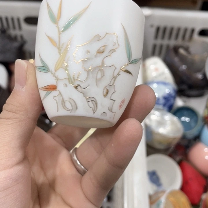 陶瓷茶具全部清清完回家过年