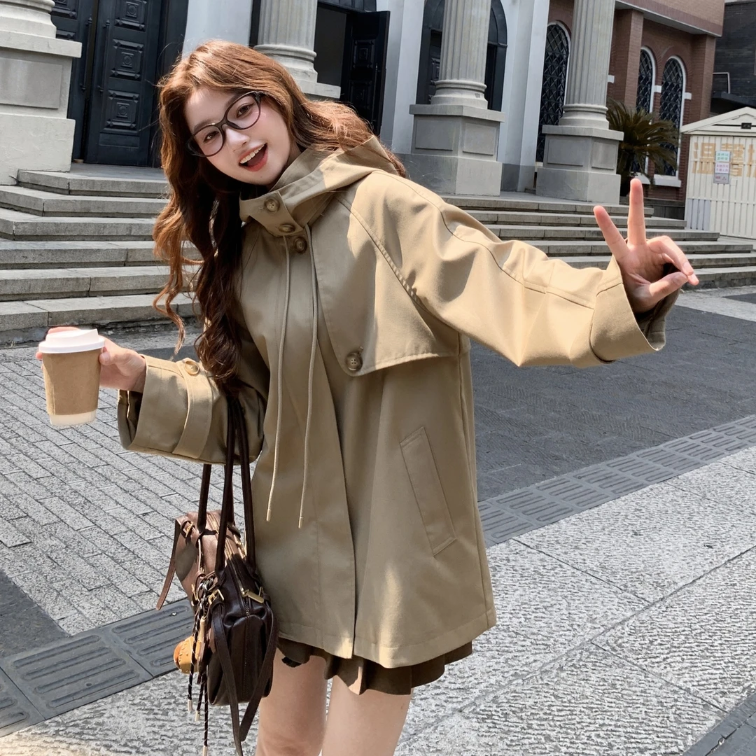 卡其色法式慵懒风风衣女秋季气质宽松高级感连帽韩系短款大衣外套