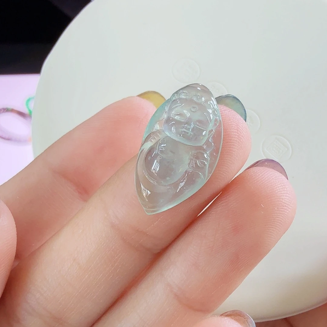 颈饰未镶嵌翡翠满晴绿宝宝佛