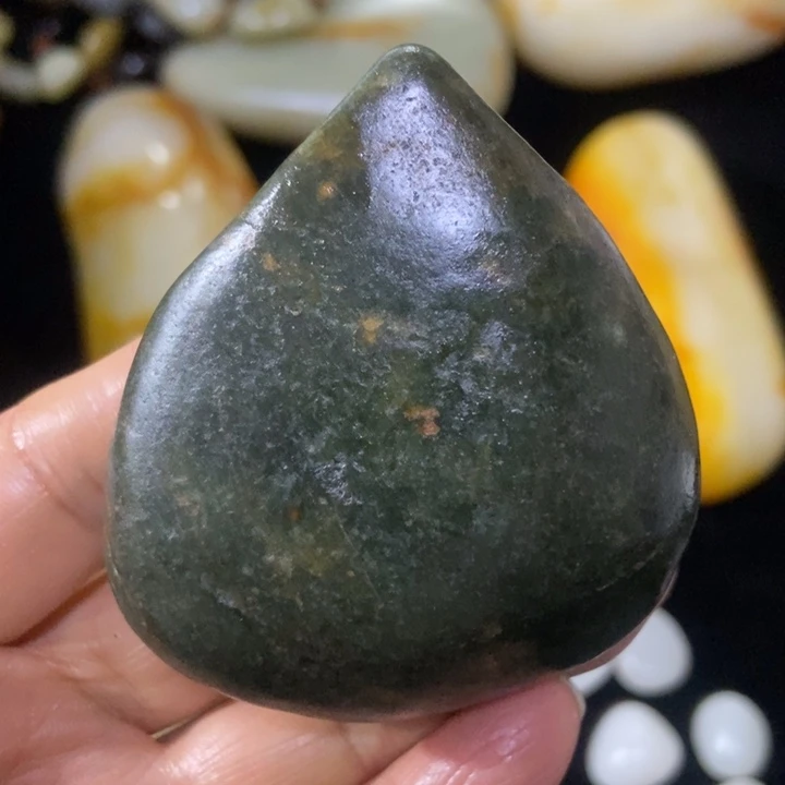 和田玉（糖玉）未镶嵌挂件