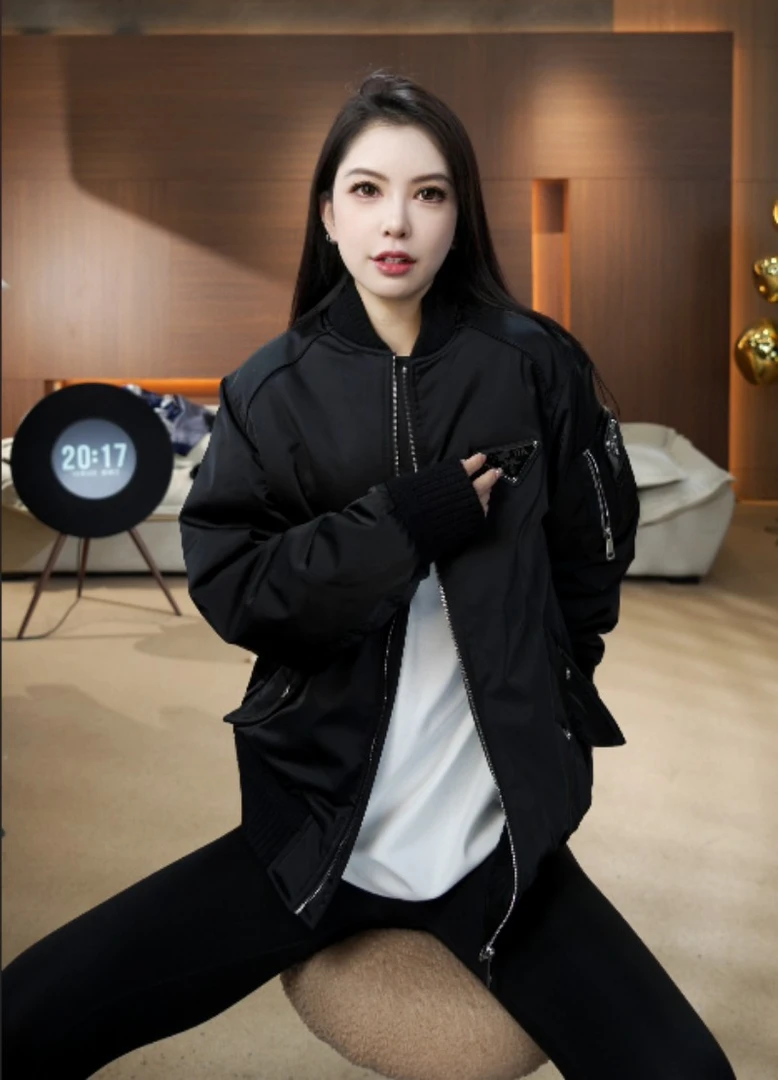 【大美夕】三角标黑色棉服飞行夹克厚版潮流时尚棒球服5531