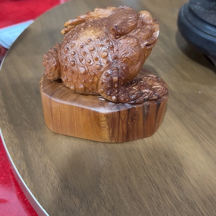 一***玉香榧木金蝉招财 崖柏