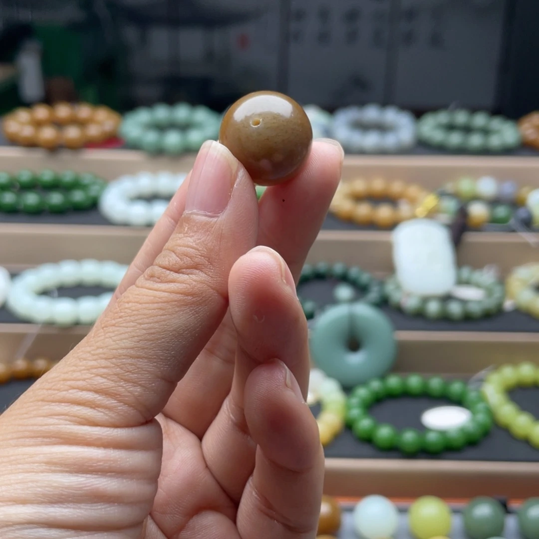 和田玉未镶嵌手链17.9有麻