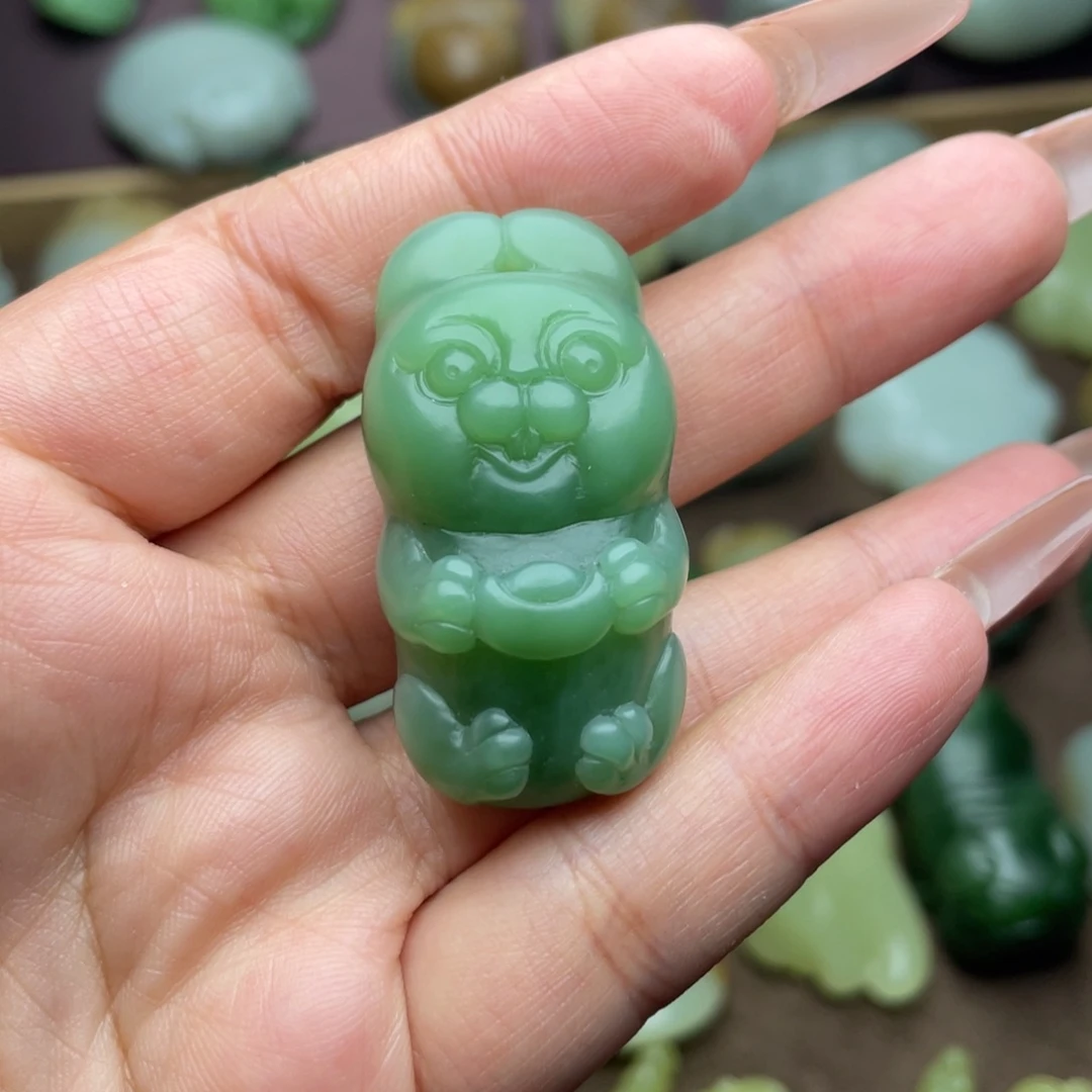 【闪购商品】颈饰未镶嵌和田玉粉绿带猫眼