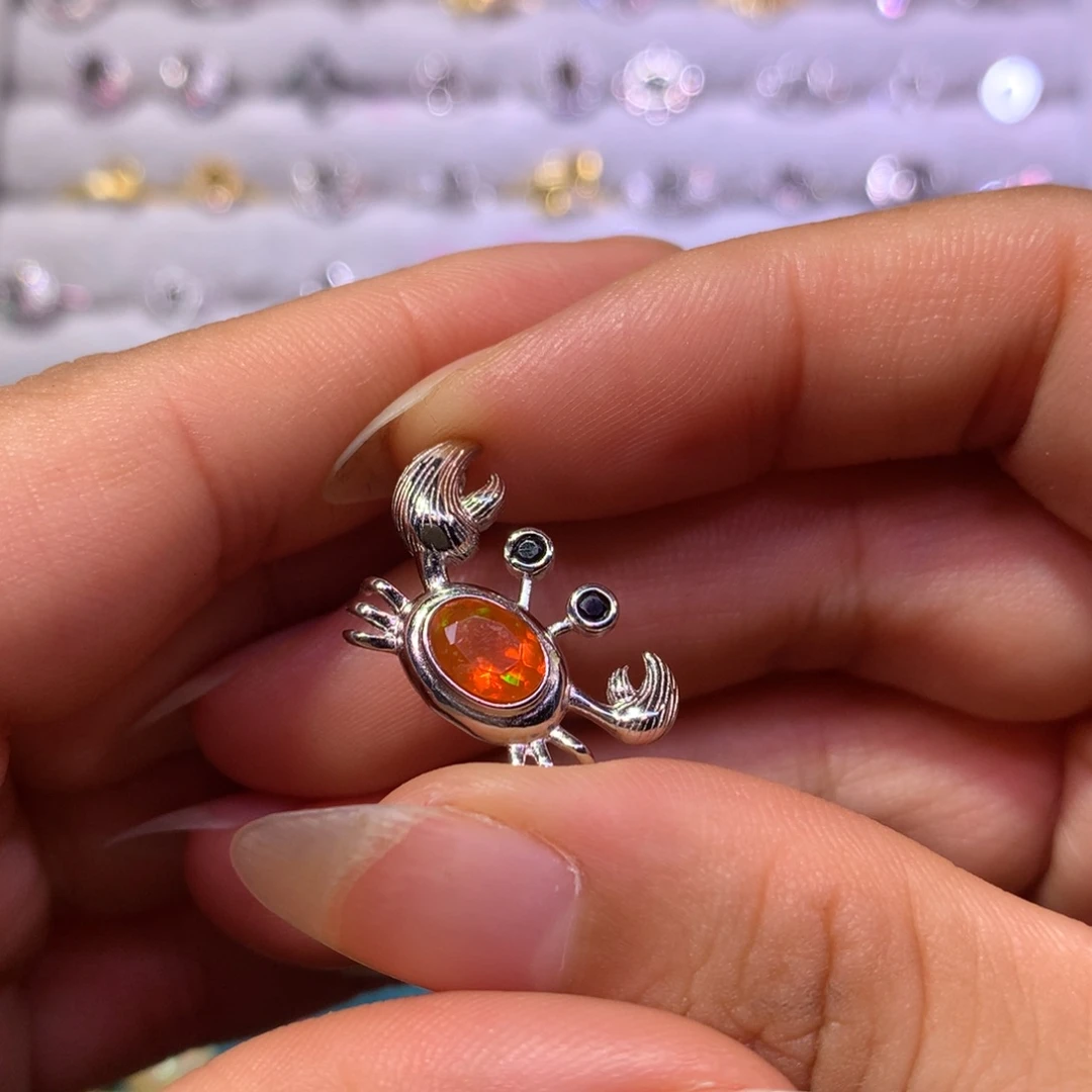 欧泊银S925镶嵌吊坠款