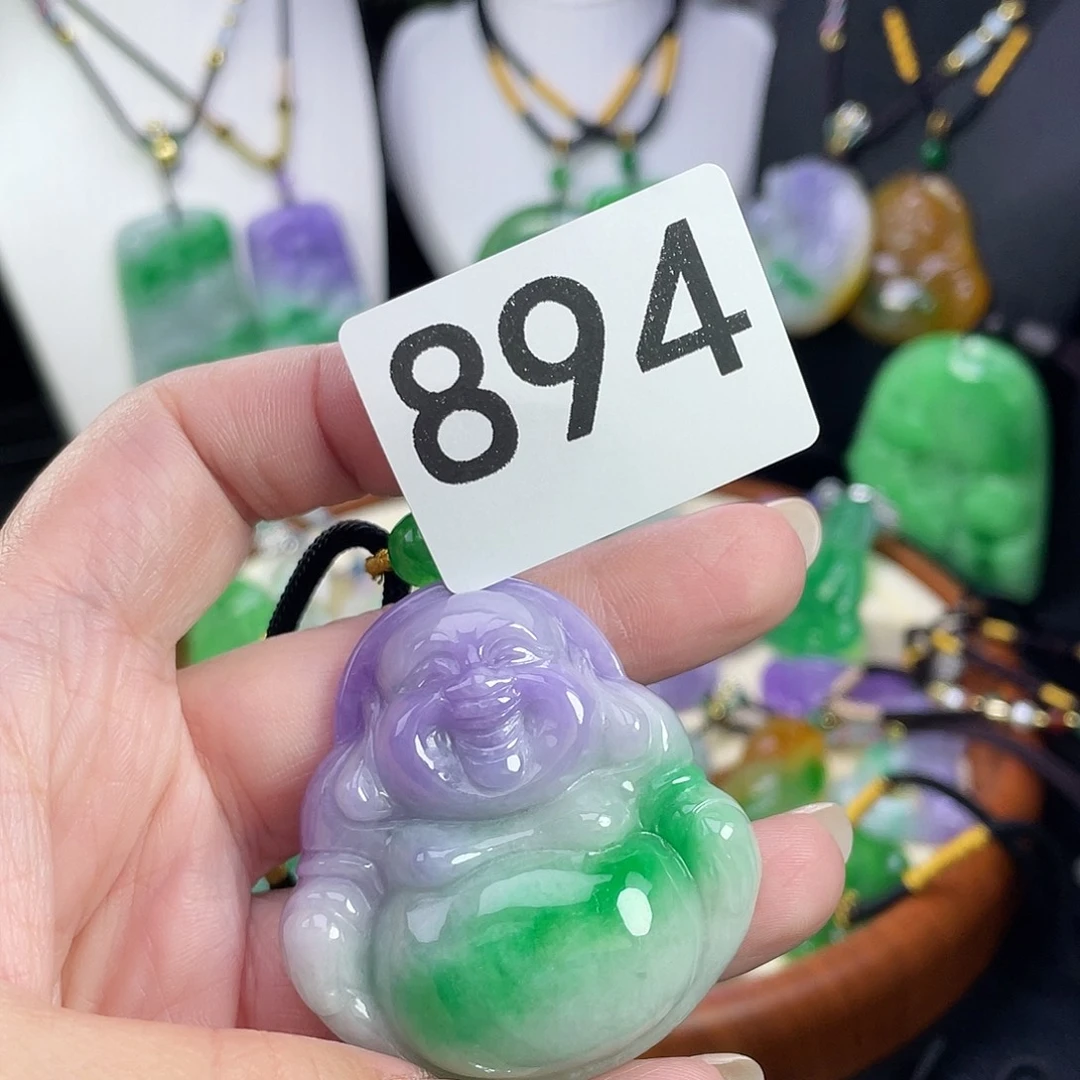 翡翠未镶嵌吊坠(赠链)