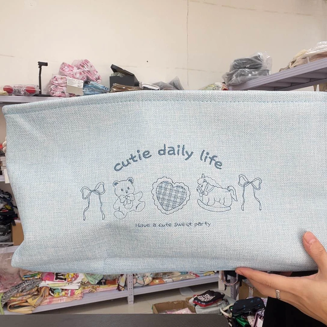 PU化妆包等各种产品和