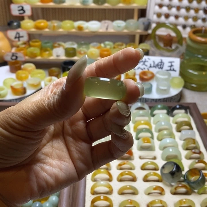 T***凉岫玉未镶嵌戒指岫玉精品指环