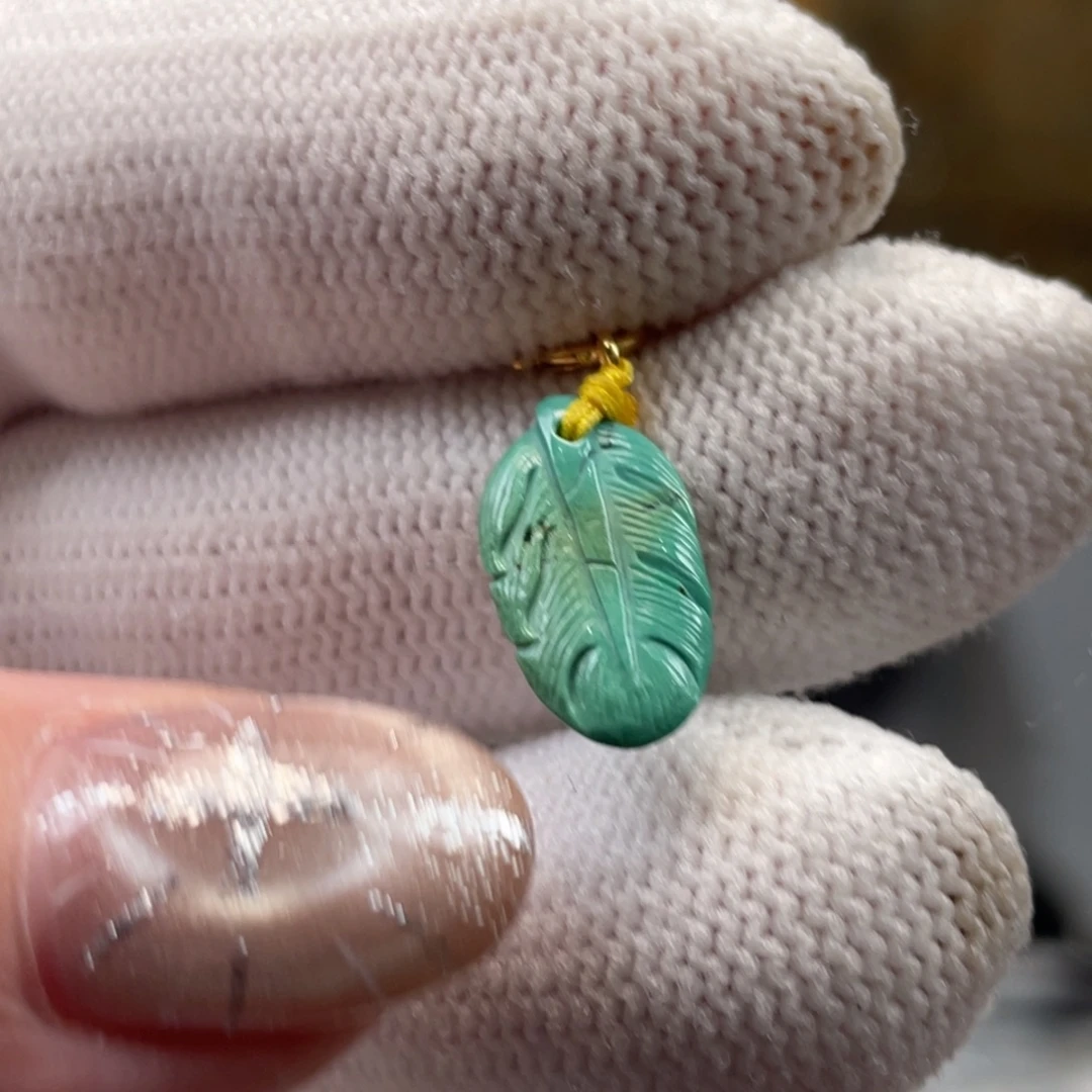 绿松石未镶嵌挂件