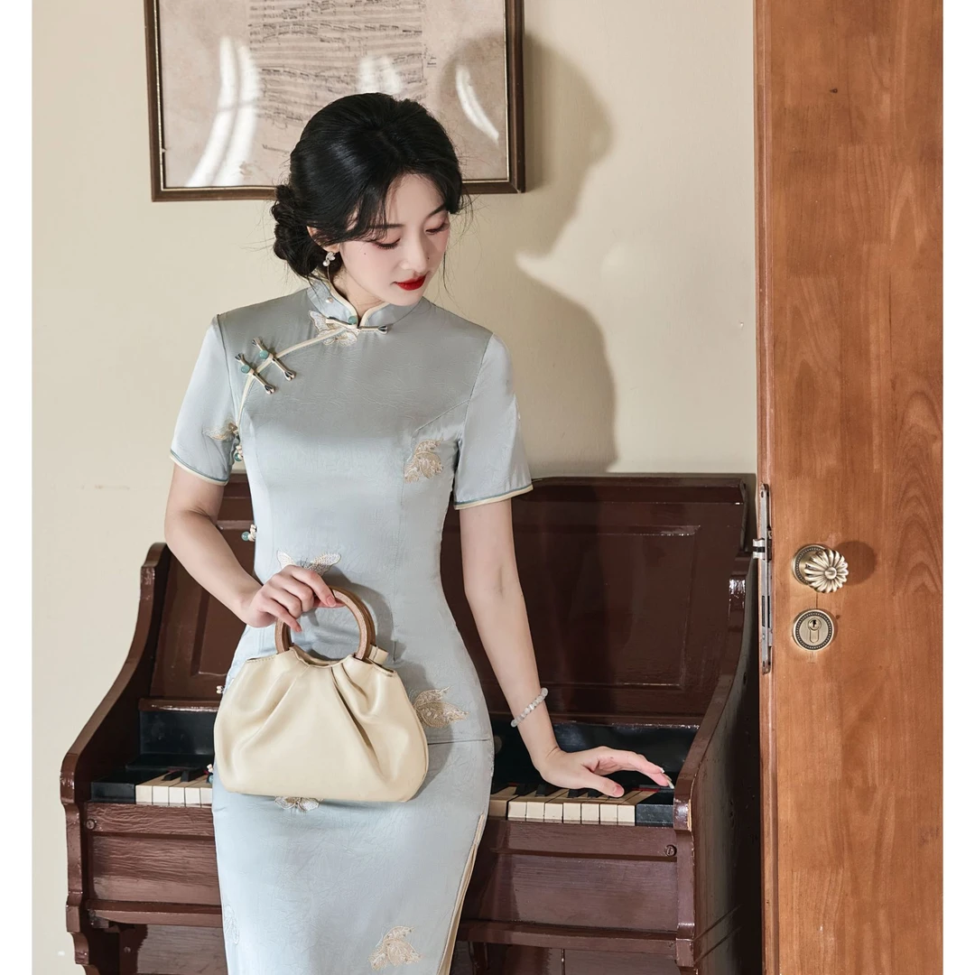 《化蝶》旗袍新中式改良年轻款2025新款文艺夏季少女蓝色民国风5958