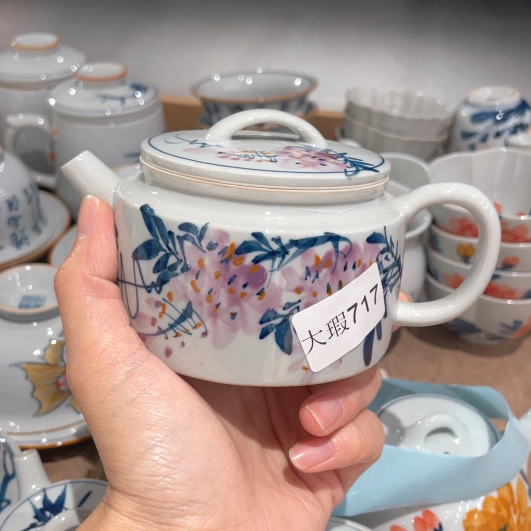 釉下手绘茶具微瑕