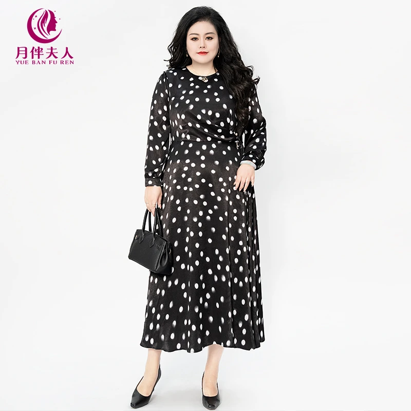 月伴夫人 2025春秋季新款大码上档次法式波点优雅收腰连衣裙5237
