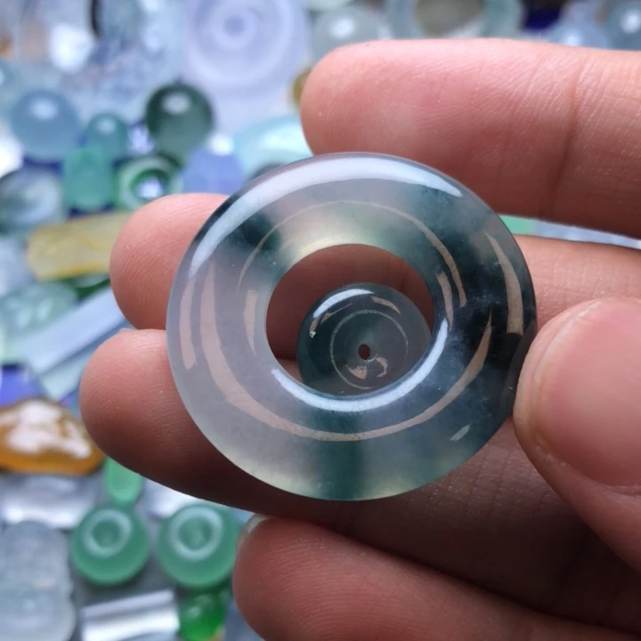 未镶嵌定制翡翠挂件