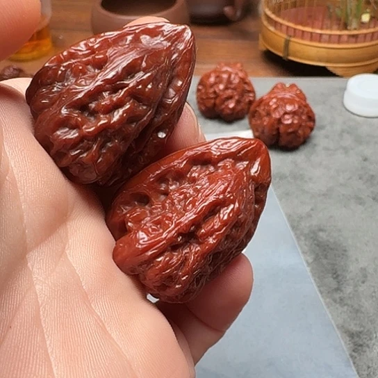 文玩核桃吊坠赤龙054