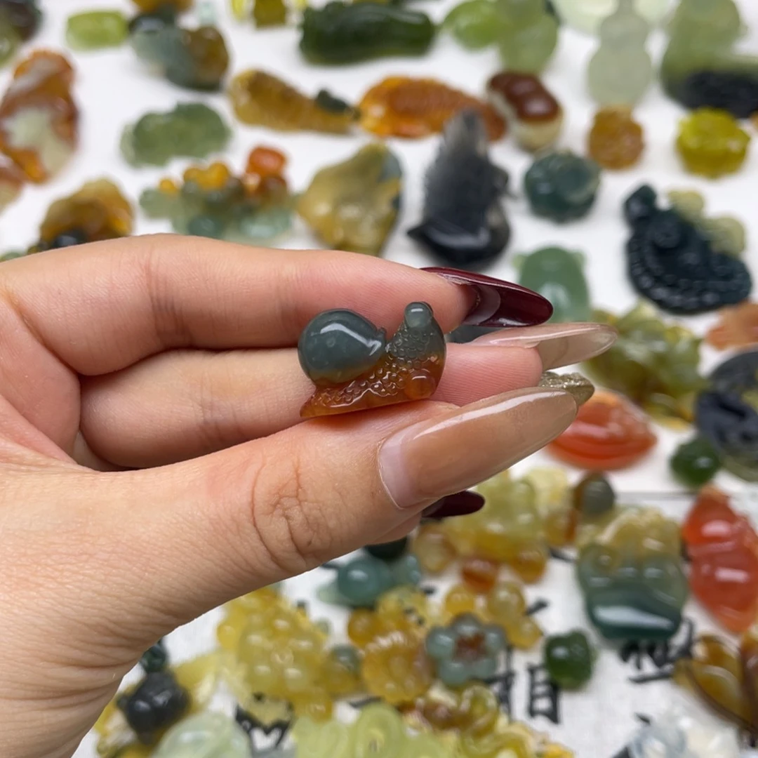 蛇纹石玉颈饰未镶嵌未*