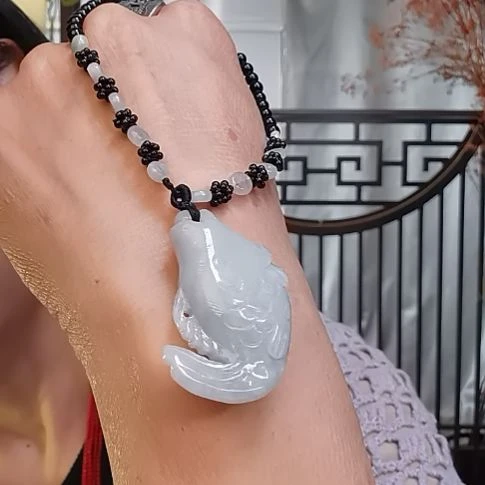 翡翠颈饰未镶嵌！！！