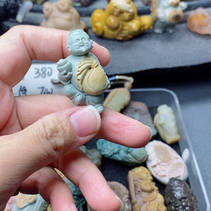 【闪购商品】定制石英质玉吊坠未镶嵌