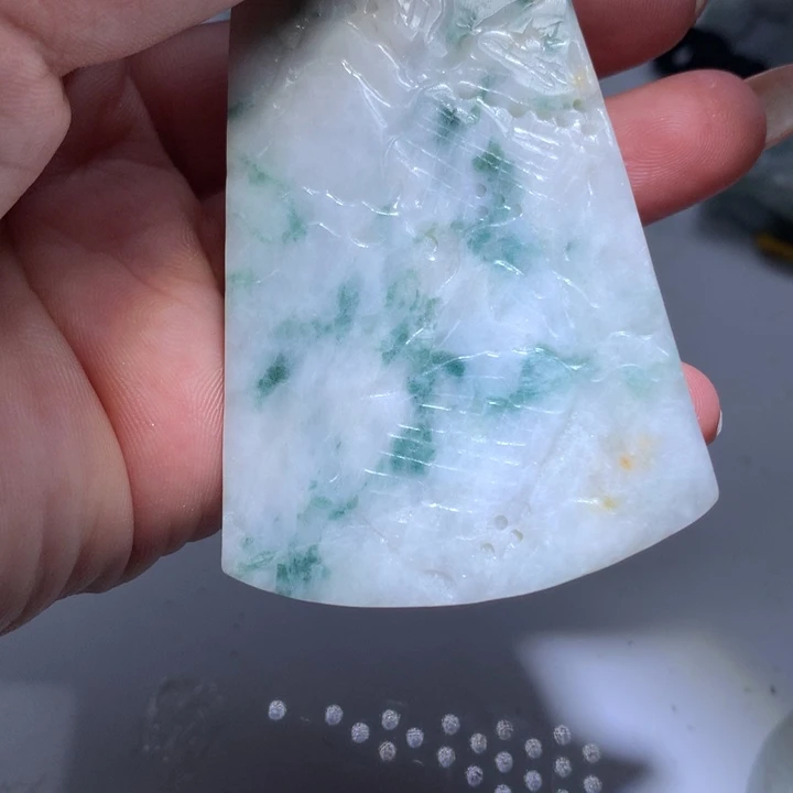 翡翠未镶嵌颈饰保真天然A货翡翠