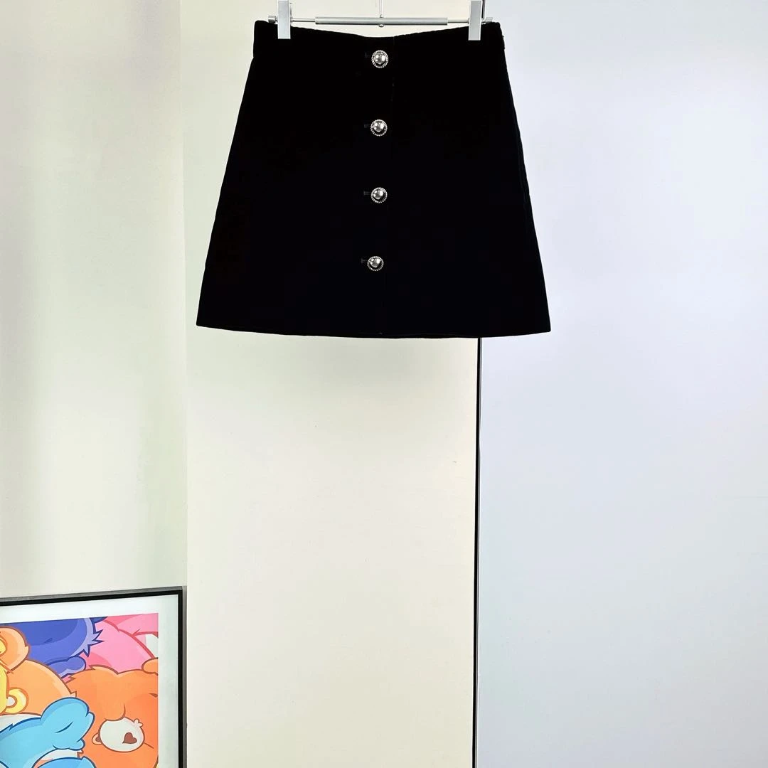 99新 MIU MIU/缪缪 短裙/42码/ppk38538