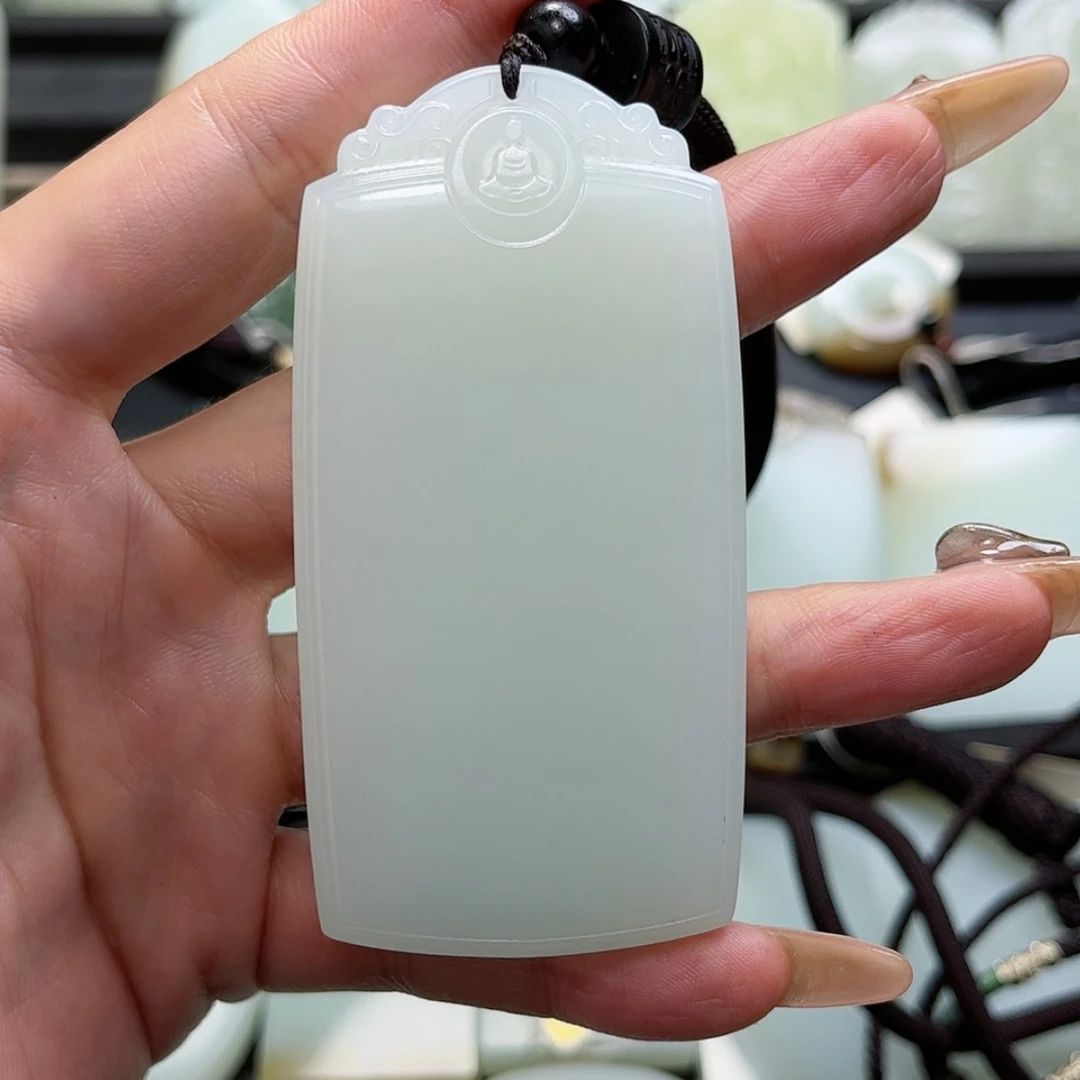 【闪购商品】颈饰未镶嵌和田玉李***茂