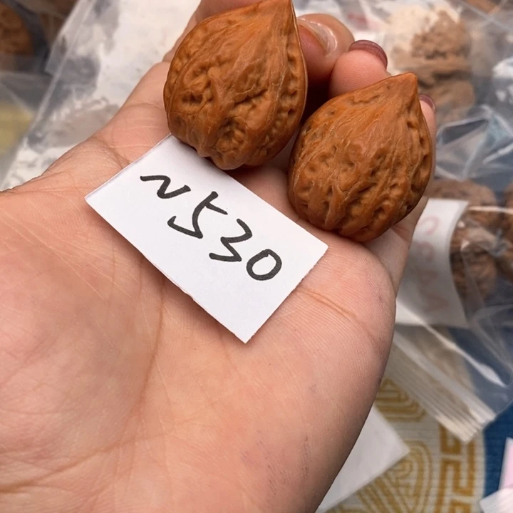 文玩核桃把件核桃