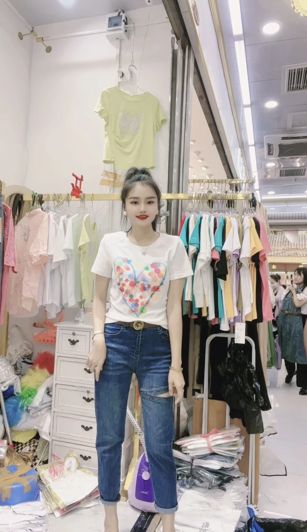 【小玉】新款时尚圆领百搭T恤