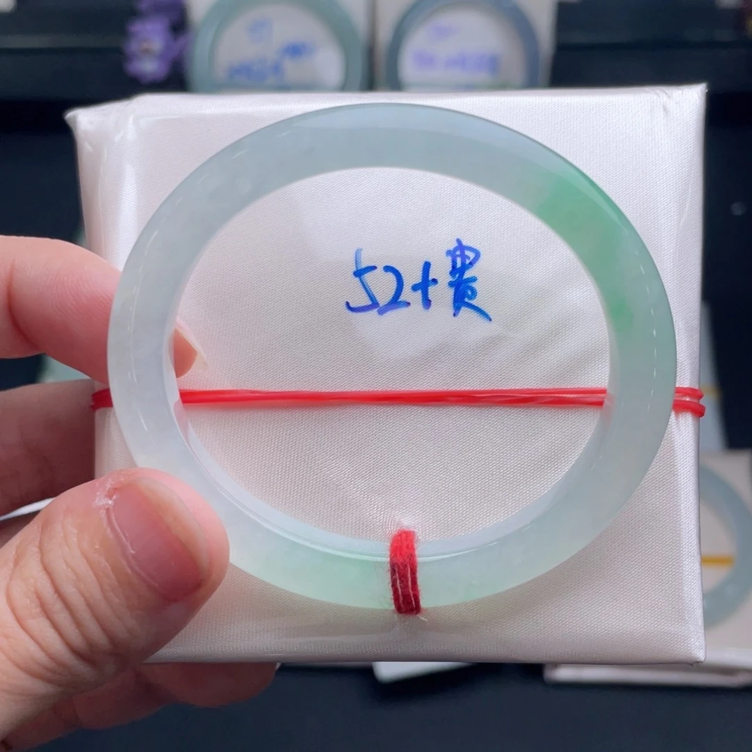 翡翠未镶嵌手镯翡翠手镯