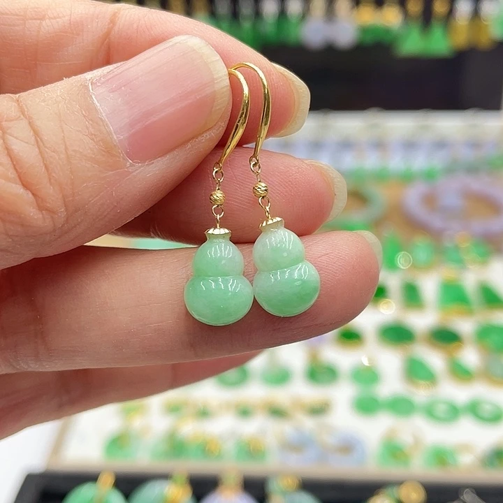 翡翠18K金镶嵌耳饰