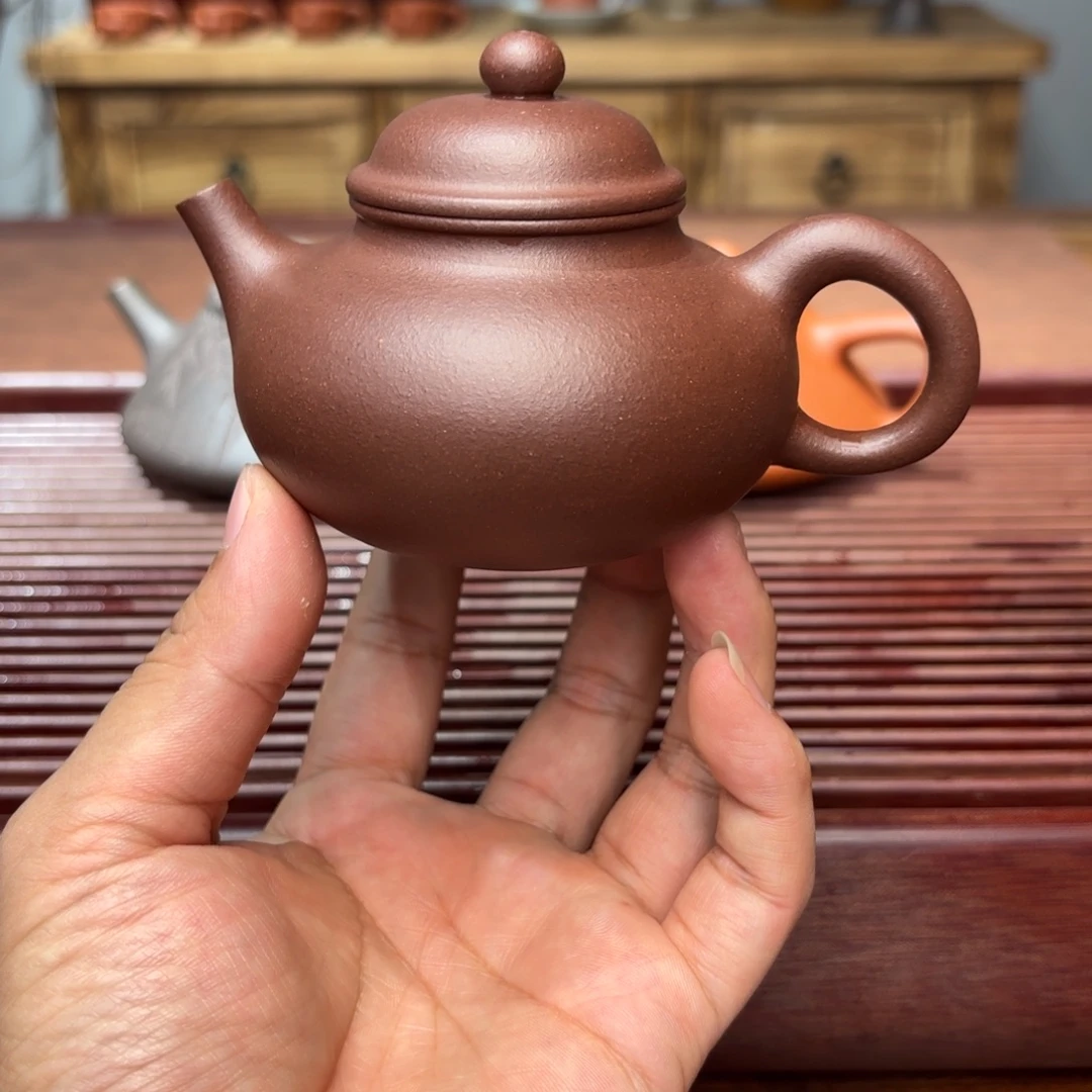 茶壶紫砂容天150毫升紫泥