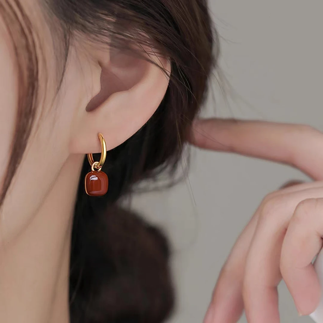 铜合金耳饰 925银针「赤玺环渊」红方糖素圈小吊坠高级耳饰J-106