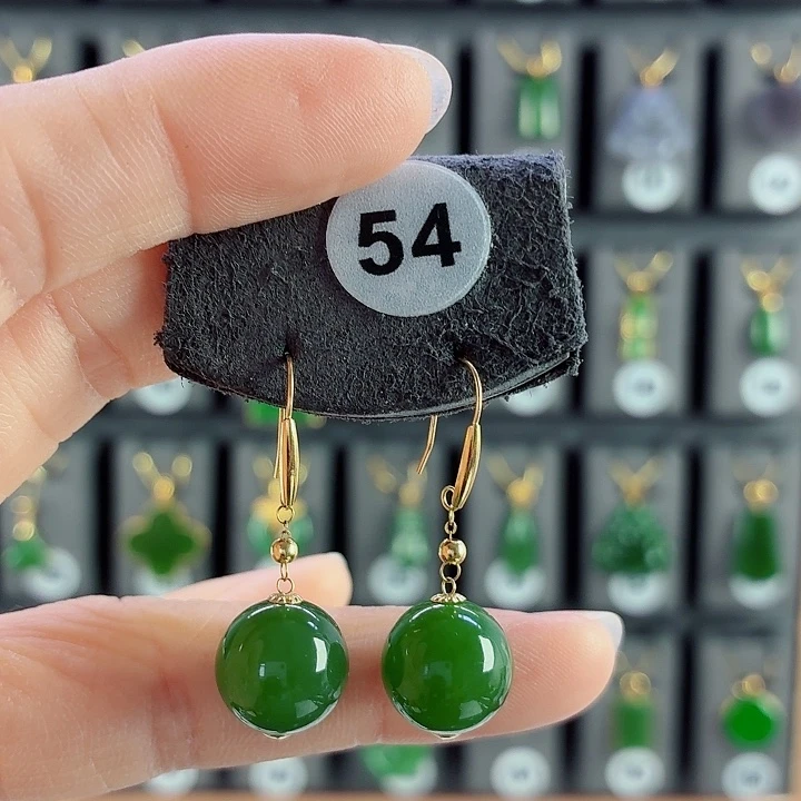 和田玉18K金镶嵌耳饰