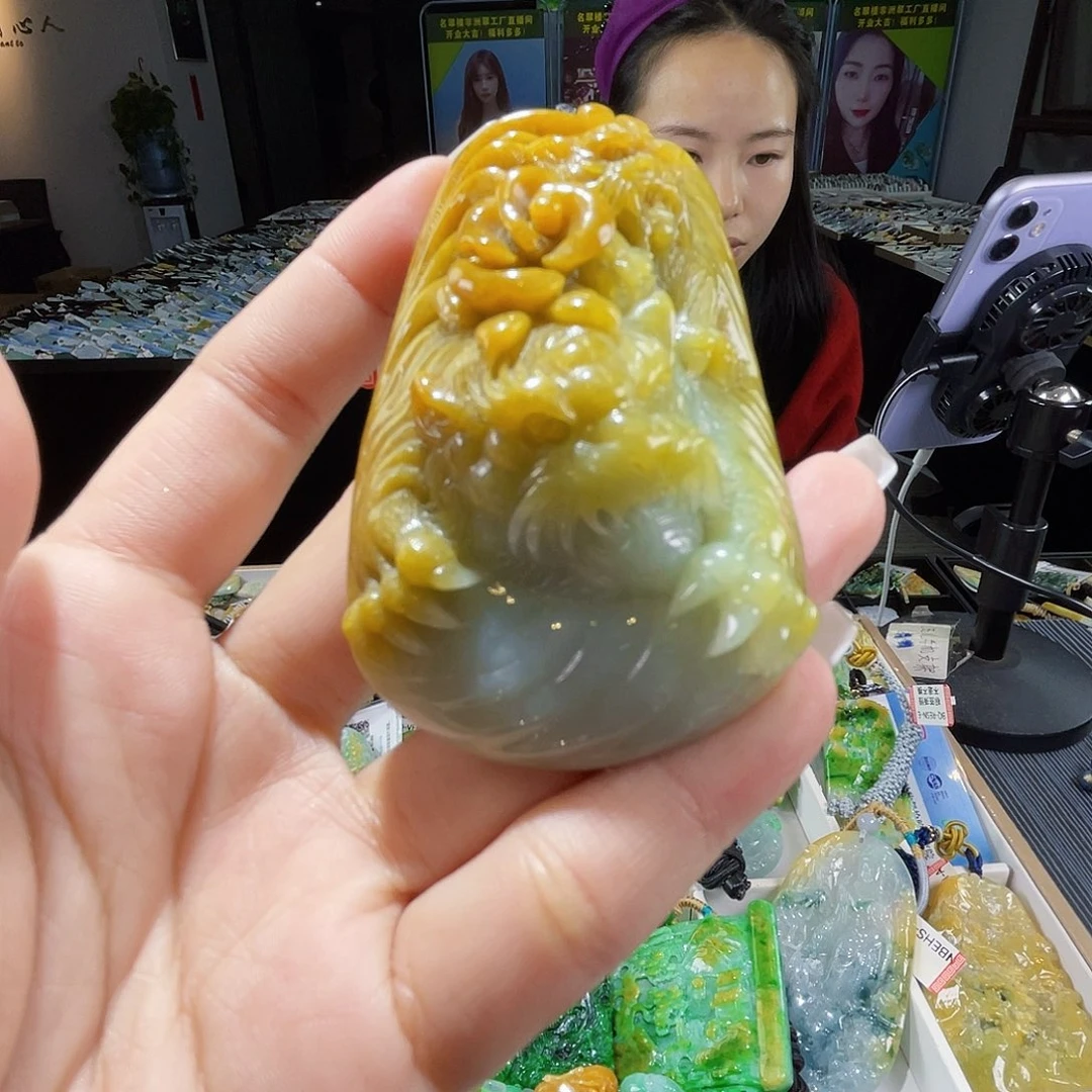 颈饰未镶嵌翡翠气****生一