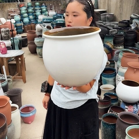口29高28瑕疵底裂。