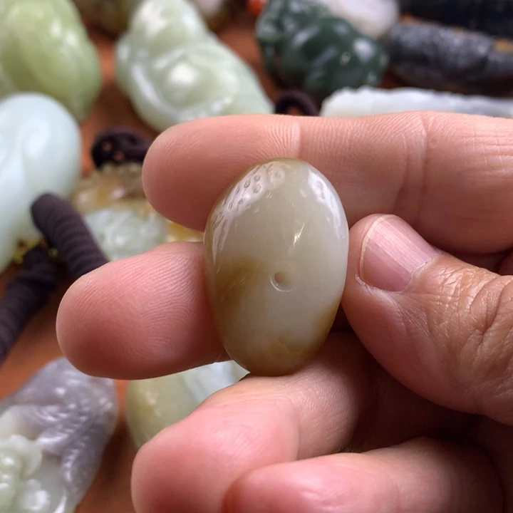 未镶嵌和田玉挂件