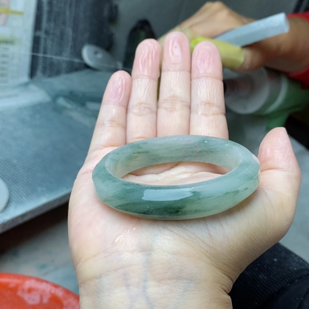 *****石英质玉手镯未镶嵌定制