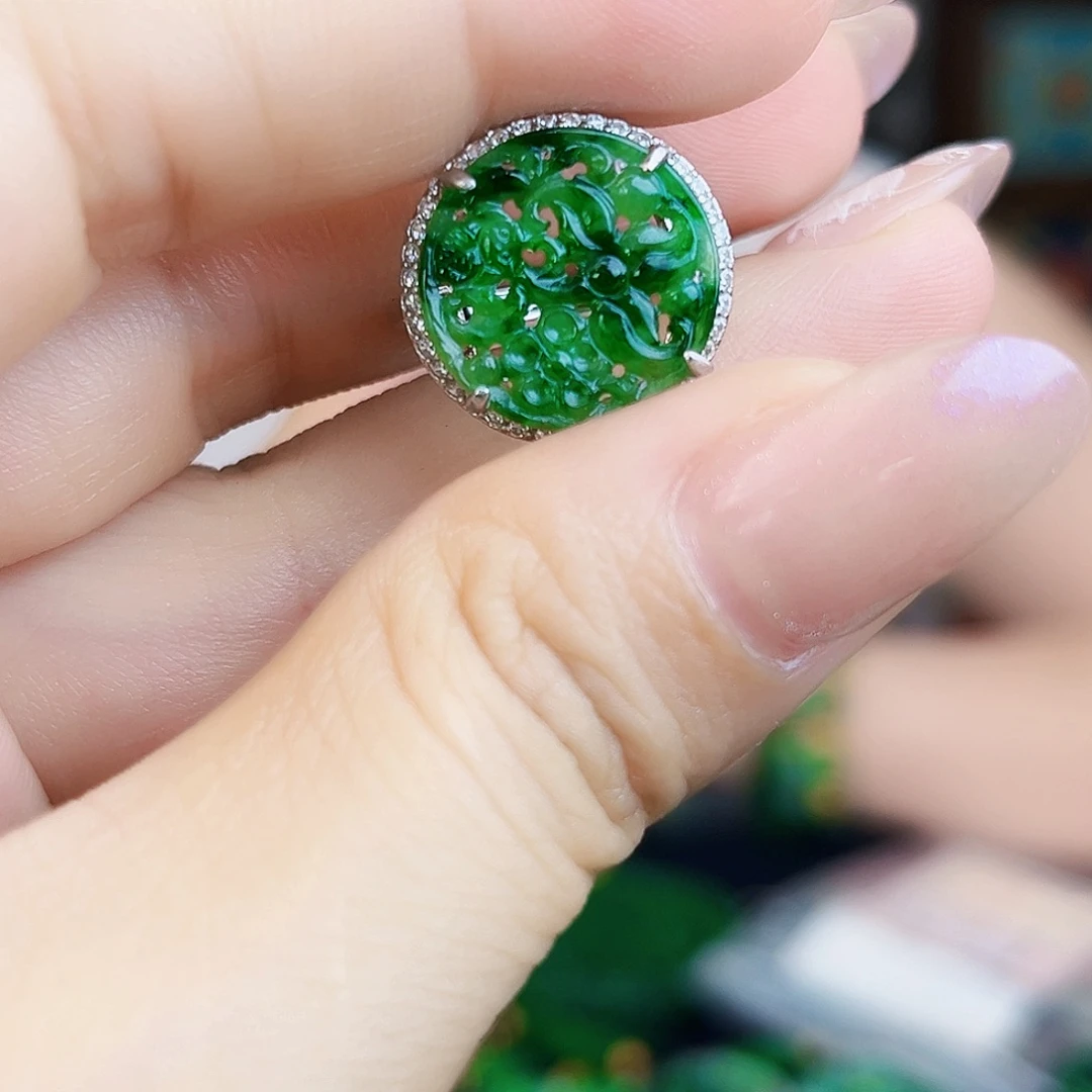 翡翠银S925镶嵌颈饰戒指