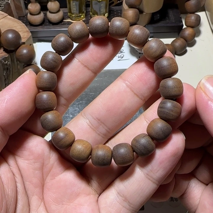 老山檀香10×11黑肉横纹奶甜凉土埋炭化料