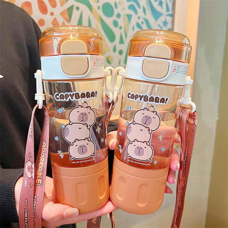 卡皮巴拉儿童双饮吸管塑料杯男女运动水杯可爱学生卡通清新随手杯