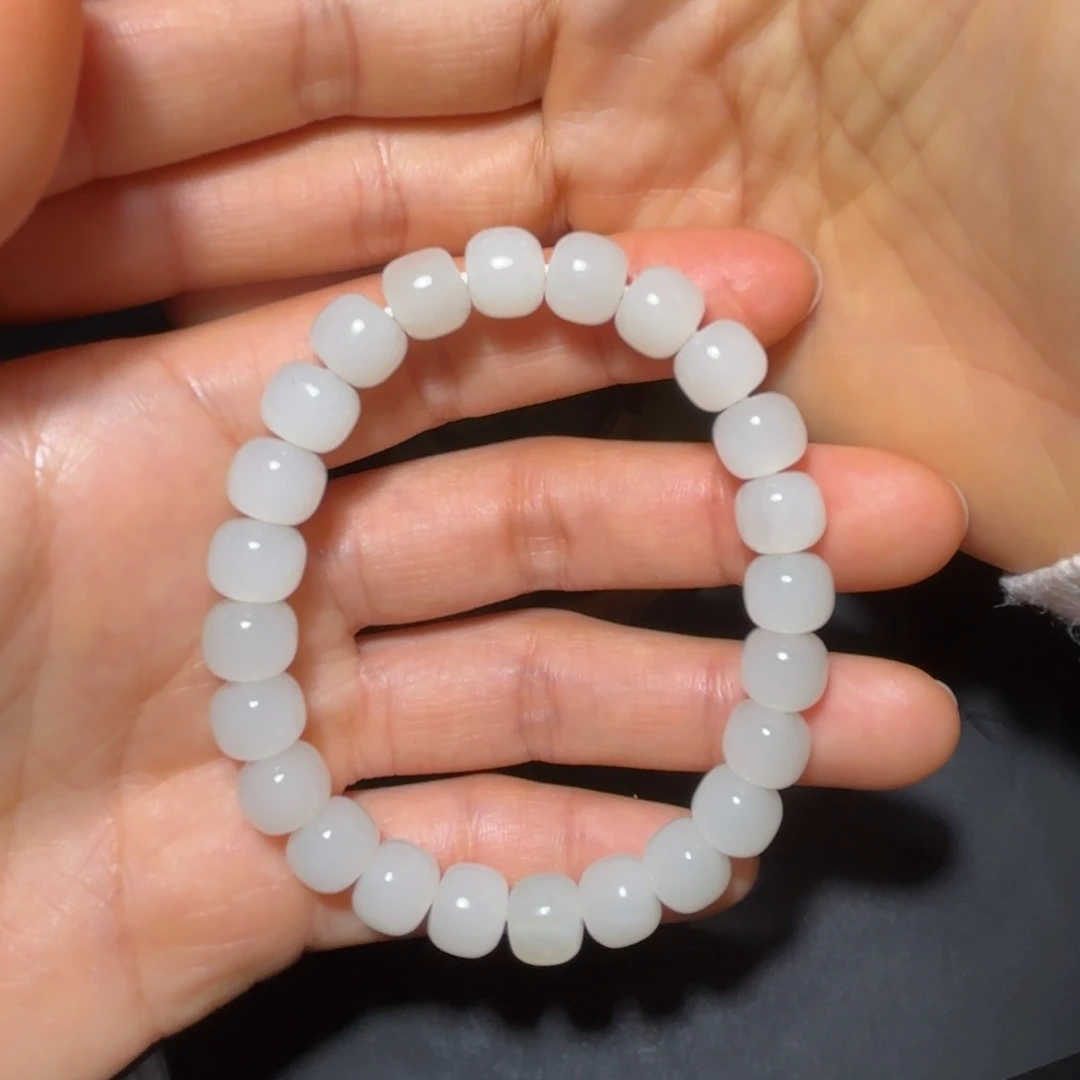 和田玉未镶嵌车挂