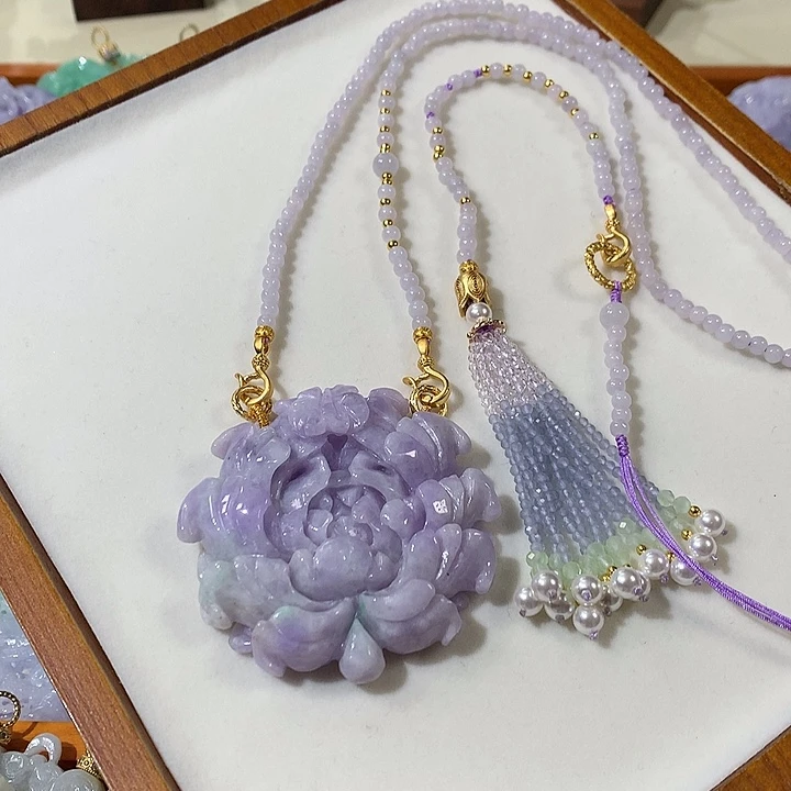 翡翠未镶嵌颈饰翡翠吊坠