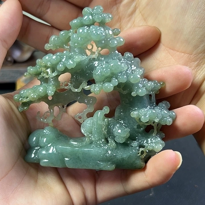 翡翠未镶嵌摆件翡翠