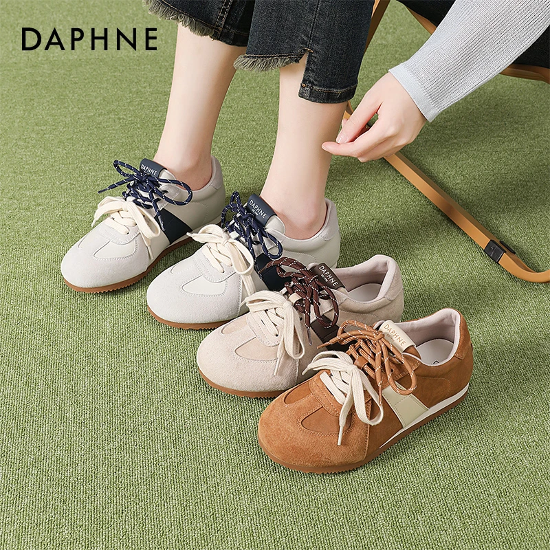 达芙妮平底休闲德训鞋女2025新款秋季复古软底轻便百搭阿甘运动鞋