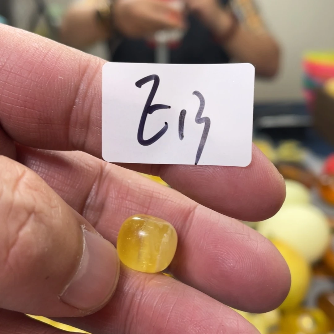 手链琥珀未镶嵌多样性发，发其中一件
